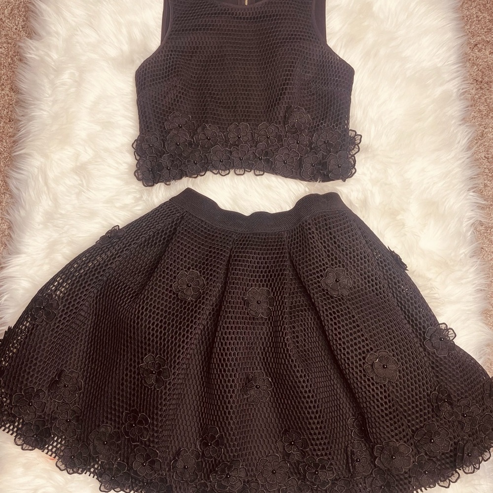 bebe Black Floral Mesh Skirt Set